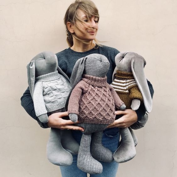 Выкройка большие ростовые мягкие игрушки зайцы